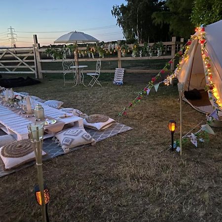 Hotel Country Bumpkins Luxury Glamping Wellingore Exteriér fotografie