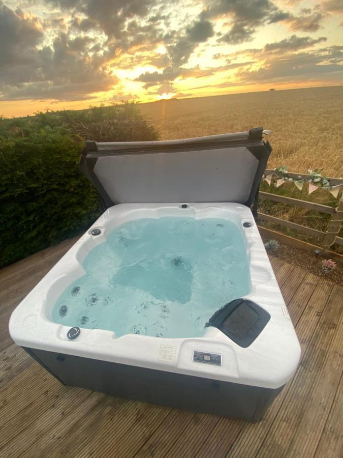 Hotel Country Bumpkins Luxury Glamping Wellingore Exteriér fotografie